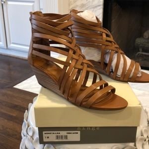 Hinge Neta Leather Sandal women’s size 7